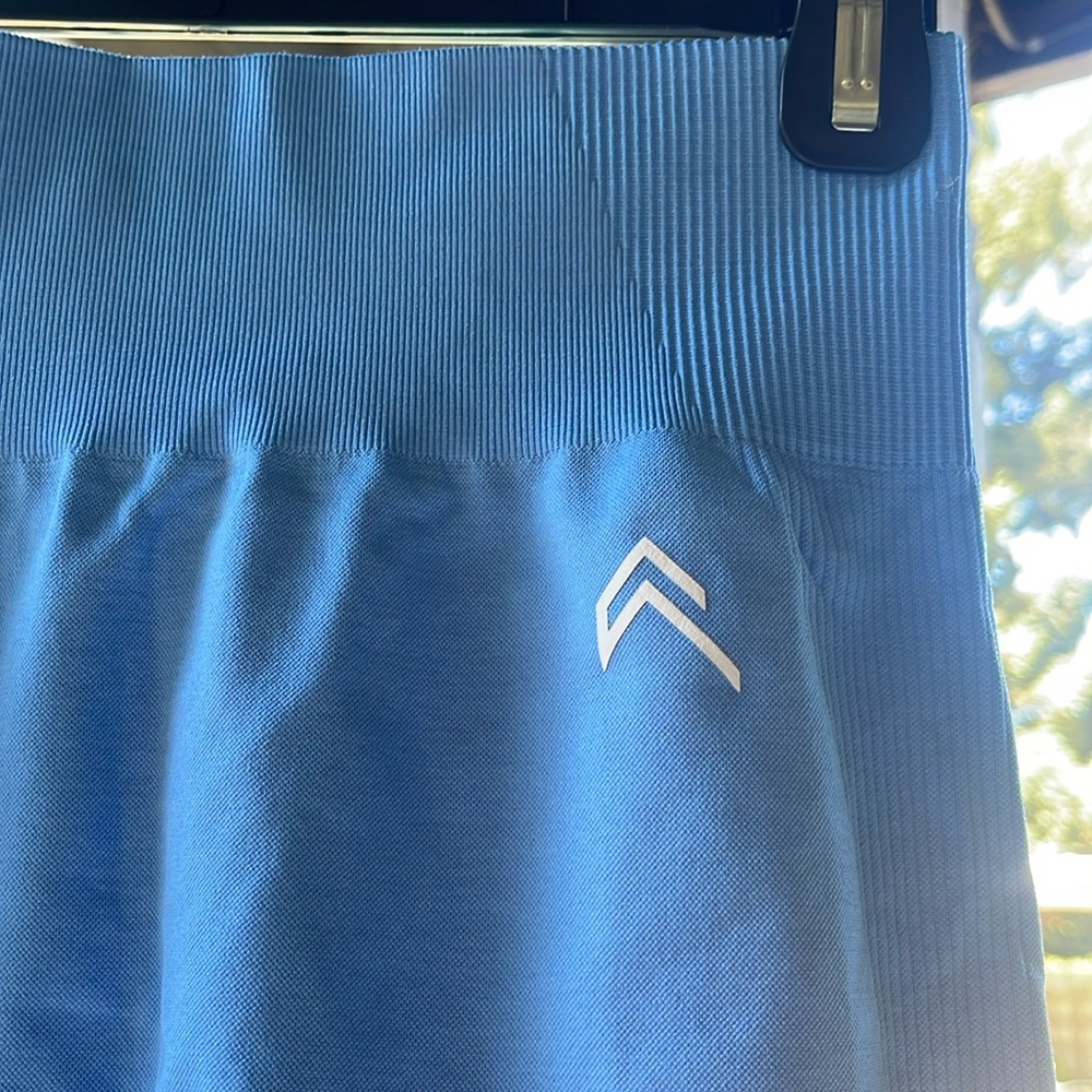 Oner Active Ribbed High-Waist Leggings in Blue with White Logo
